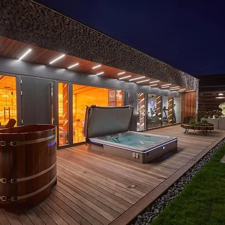 Diamond Luxury Chalet