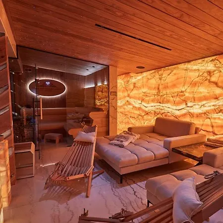 Diamond Luxury Chalet
